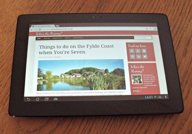 Is it a phone? Is it a tablet? Kinda, it’s a Padfone 2