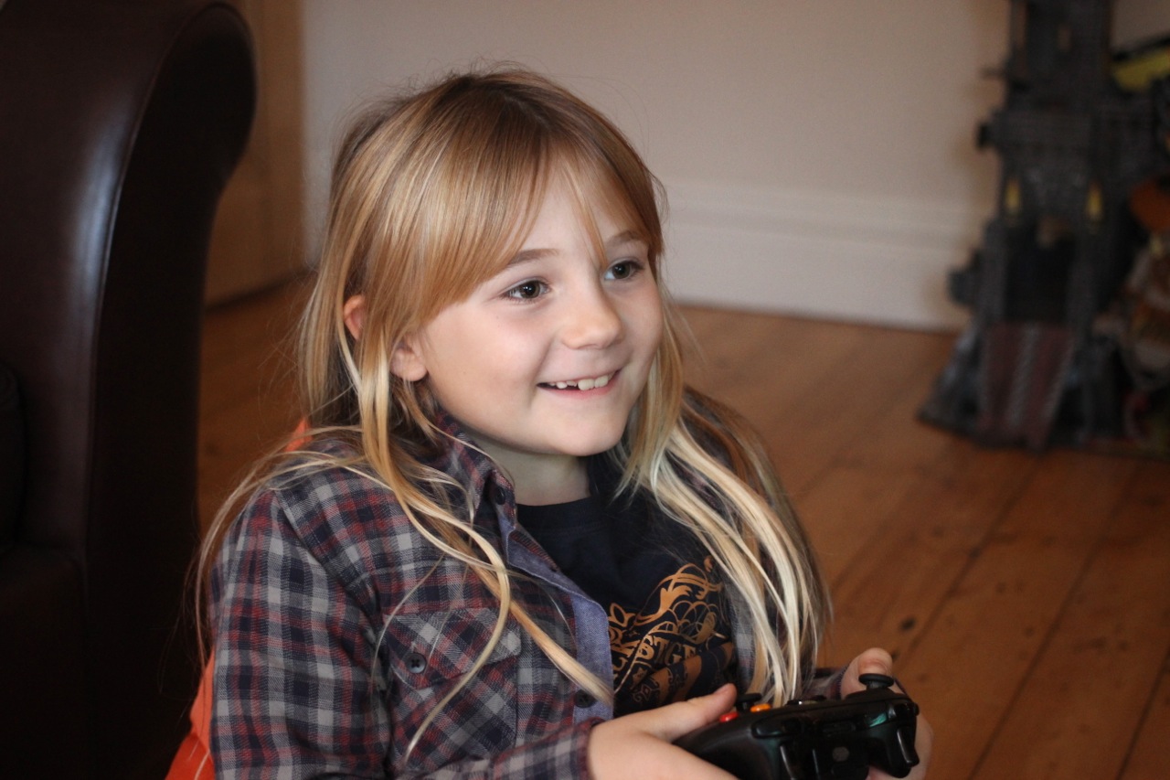 Flea video games chair