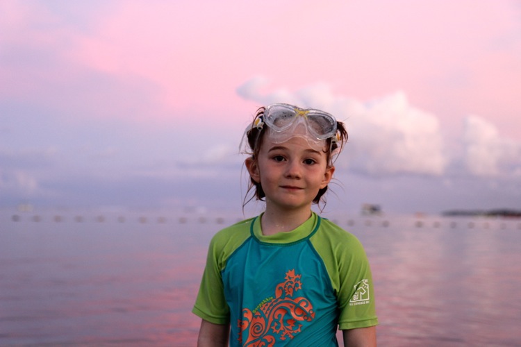 Flea aged 9 in Mauritius