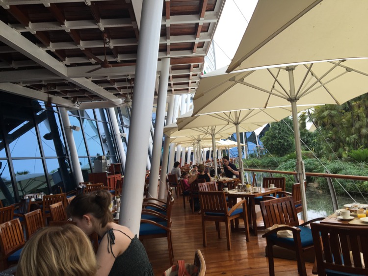 jumeirah beach hotel latitude