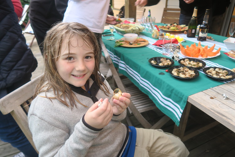 flea eating snails in france