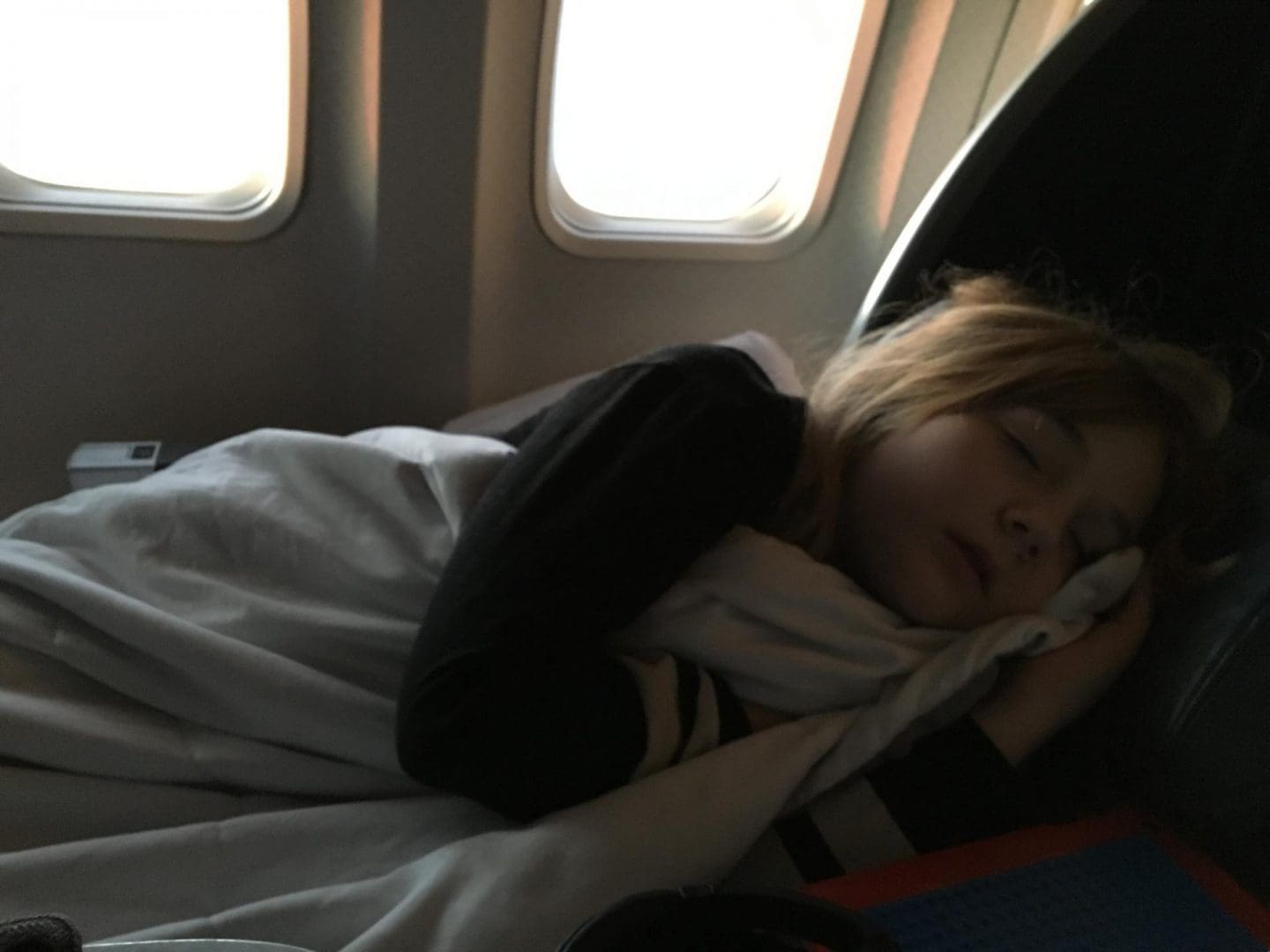 long haul flights with kids