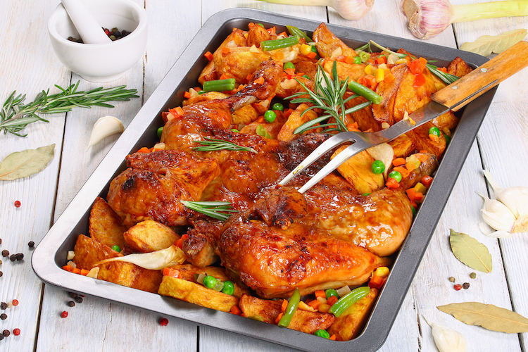 spanish chicken traybake