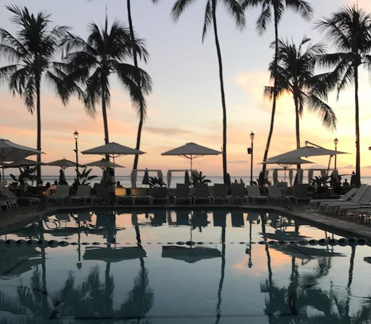 moana surfrider pool