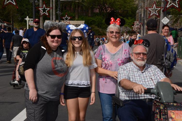 tips for visiting disney with grandparents