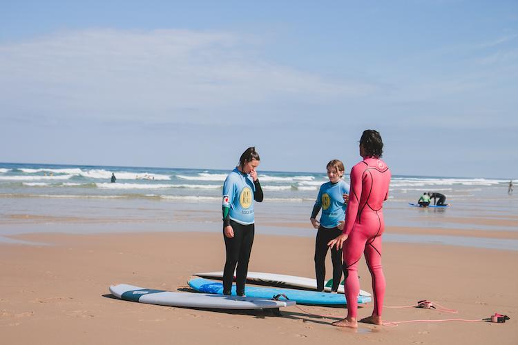 surf schools in biscarrosse for kids