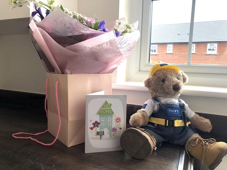 new build property gifts