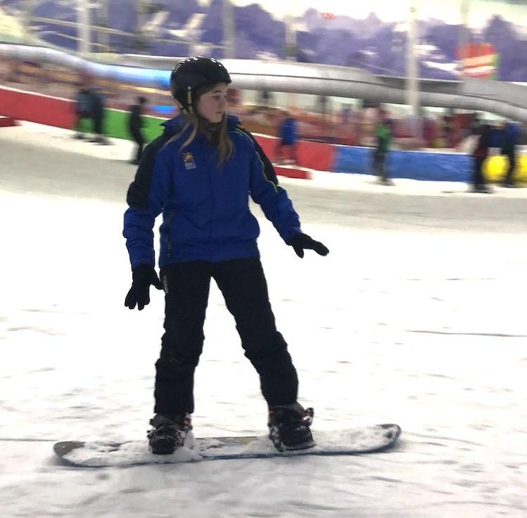 snowboarding lessons manchester chill factore