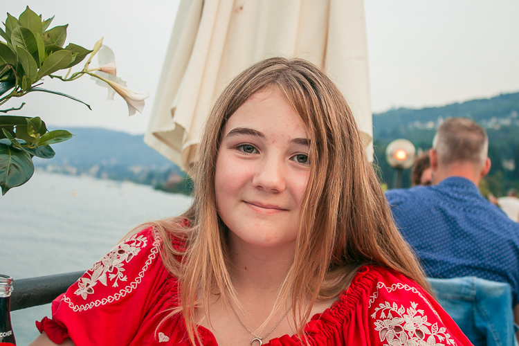 Flea aged 14 in greece