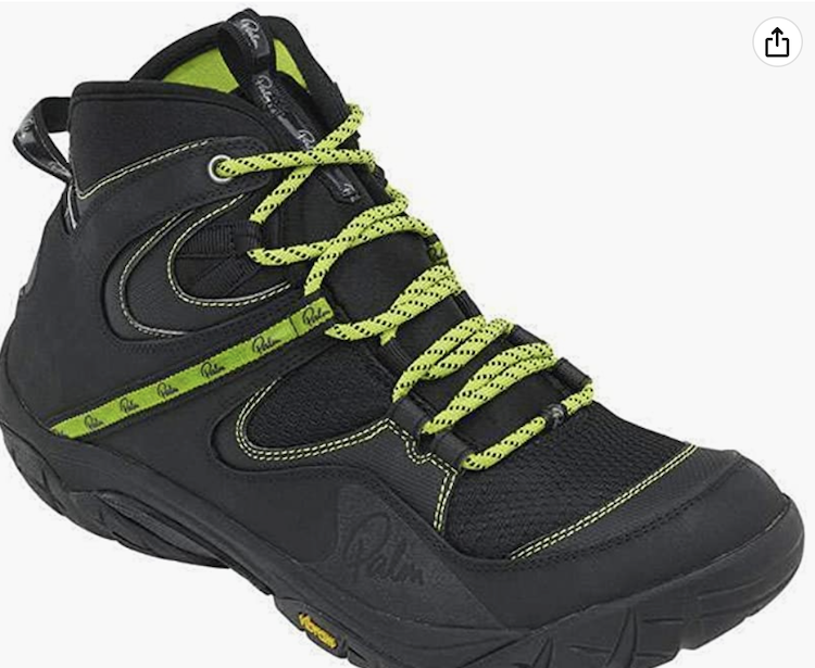 what to wear paddleboarding in winter uk