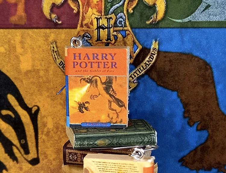 hogwarts earrings